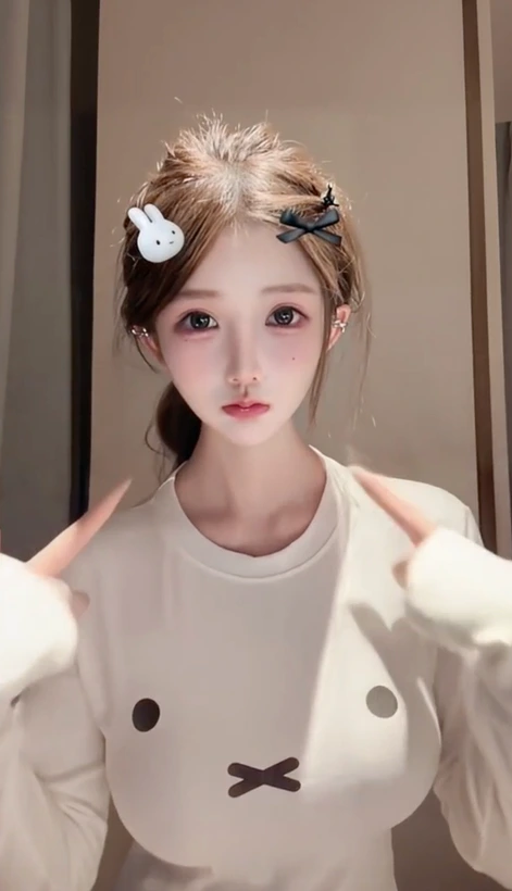 可爱女孩和黑人男朋友的性爱